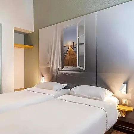 Hotel Toulon Sur 2*