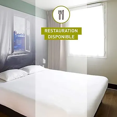 Szálloda Toulon Sur
