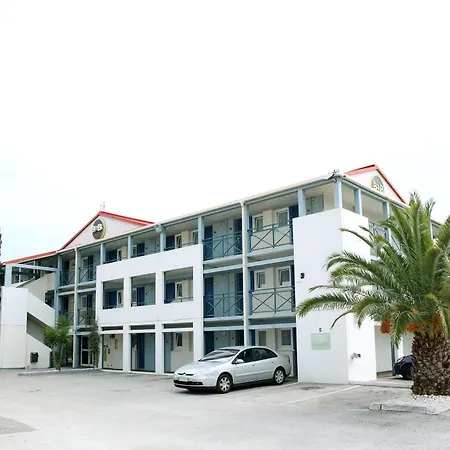 Toulon Sur 2* La Seyne-sur-Mer